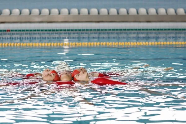 artistic swimming formation